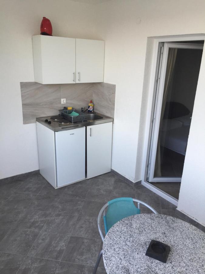 Apartments Avdic Sutomore Eksteriør billede